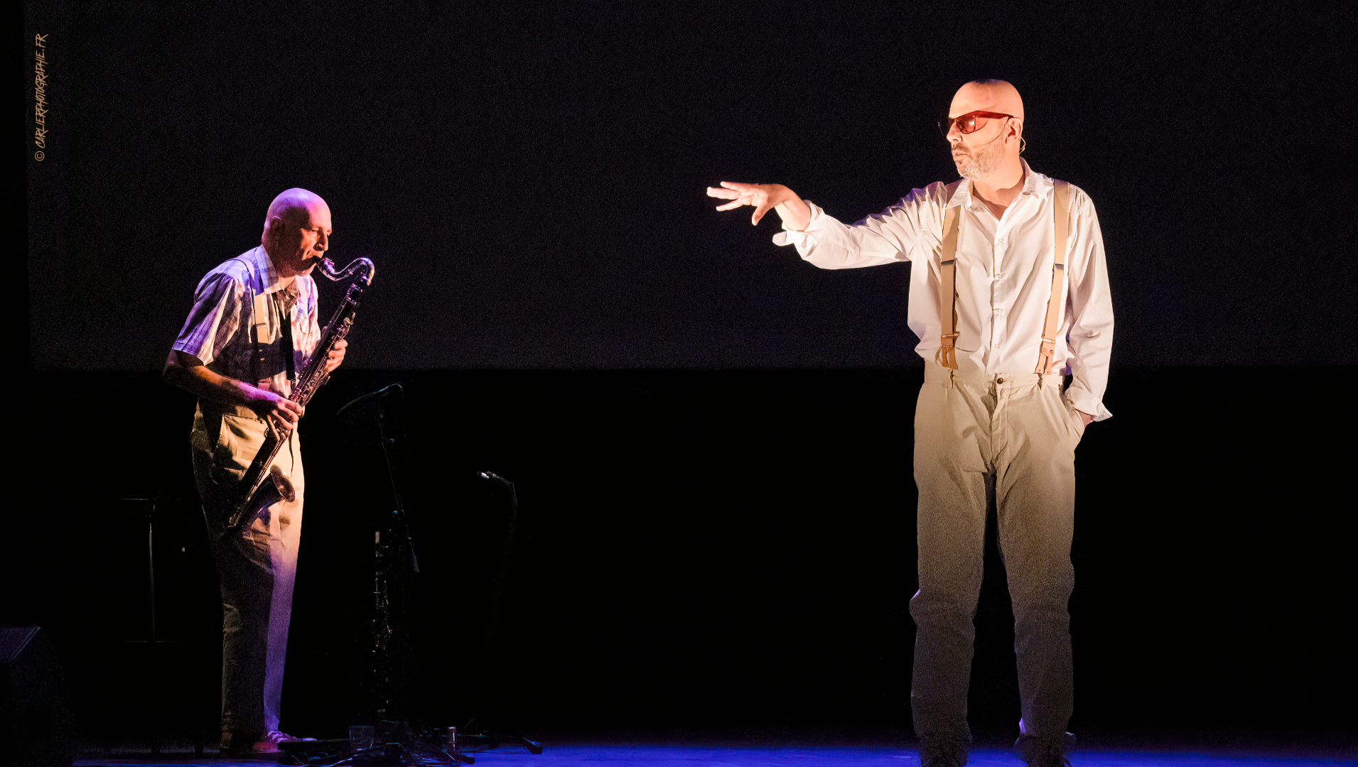photo de scène de spectacle Ils ne meritent pas tes larmes au Théâtre La Pépinière