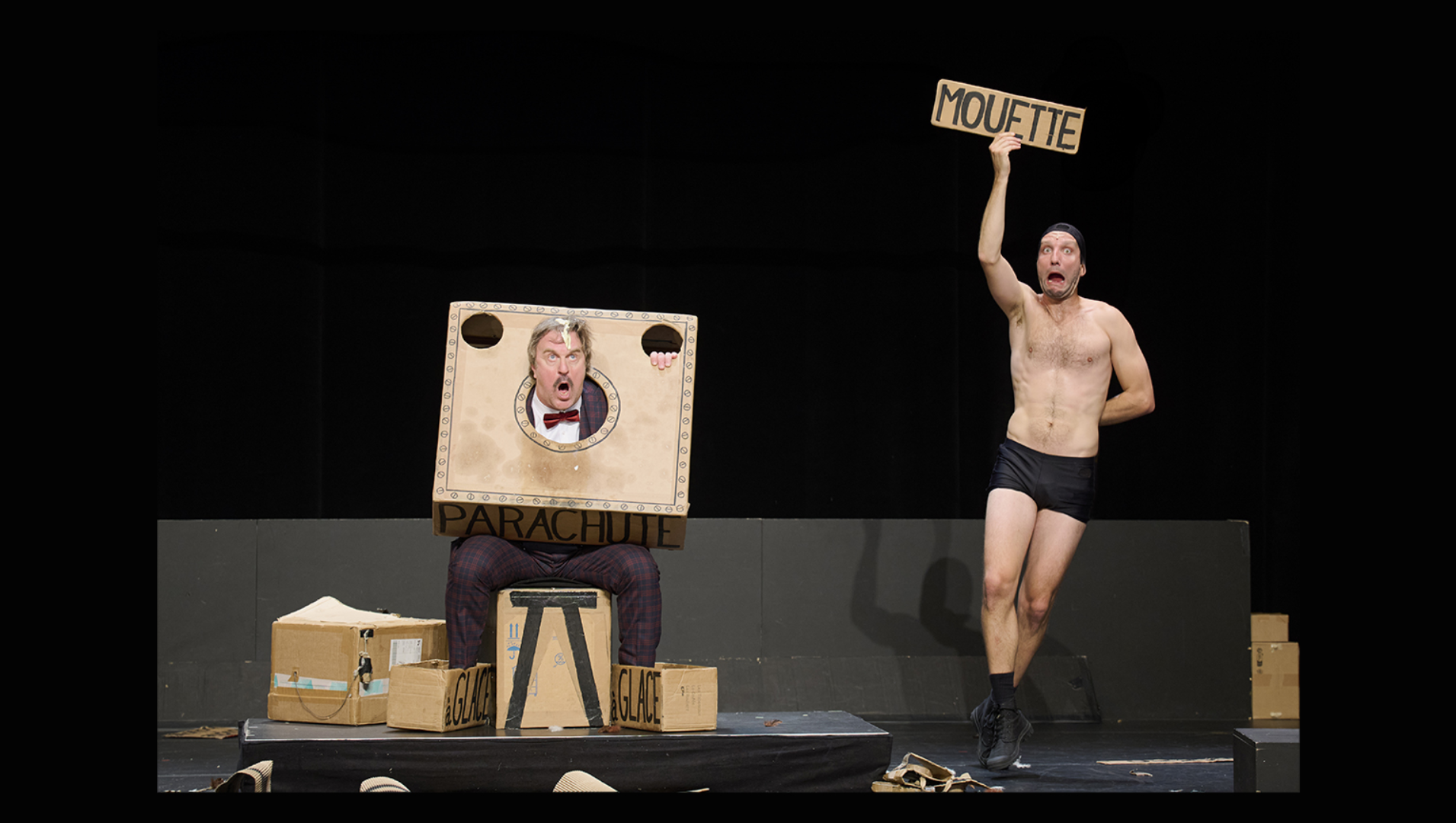 photo de scène de spectacle LES GROS PATINENT BIEN au Théâtre La Pépinière