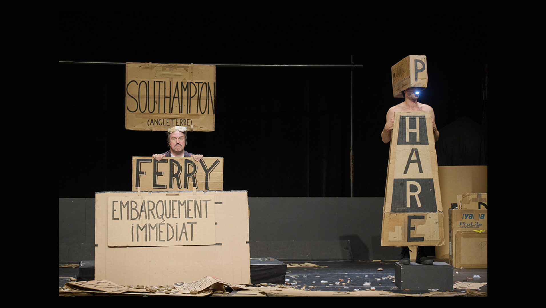 photo de scène de spectacle LES GROS PATINENT BIEN au Théâtre La Pépinière